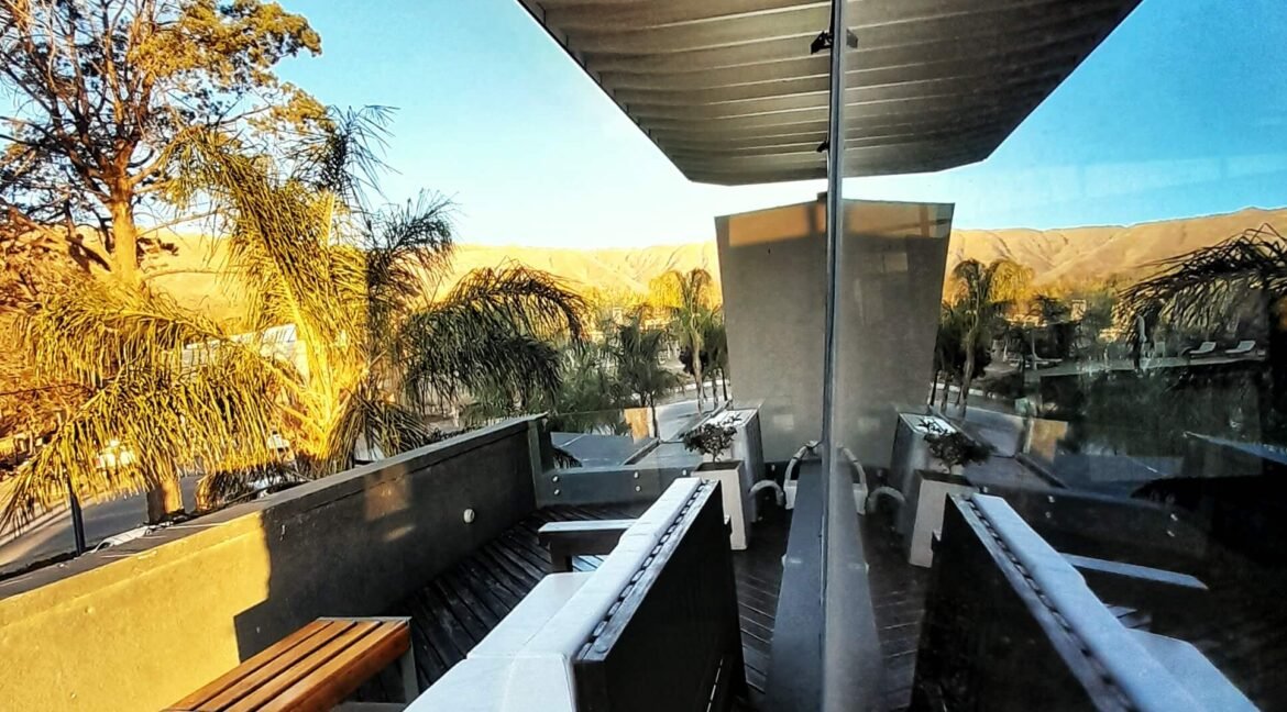 20220817_183545-01 (1)